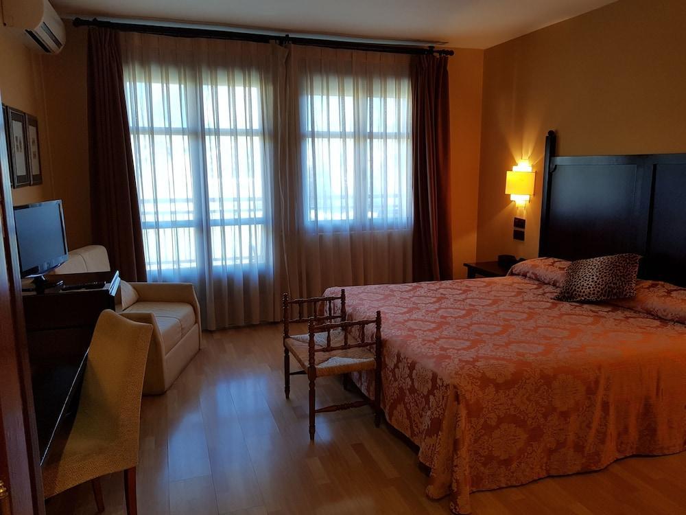 Hotel Cotiella Кампо Экстерьер фото
