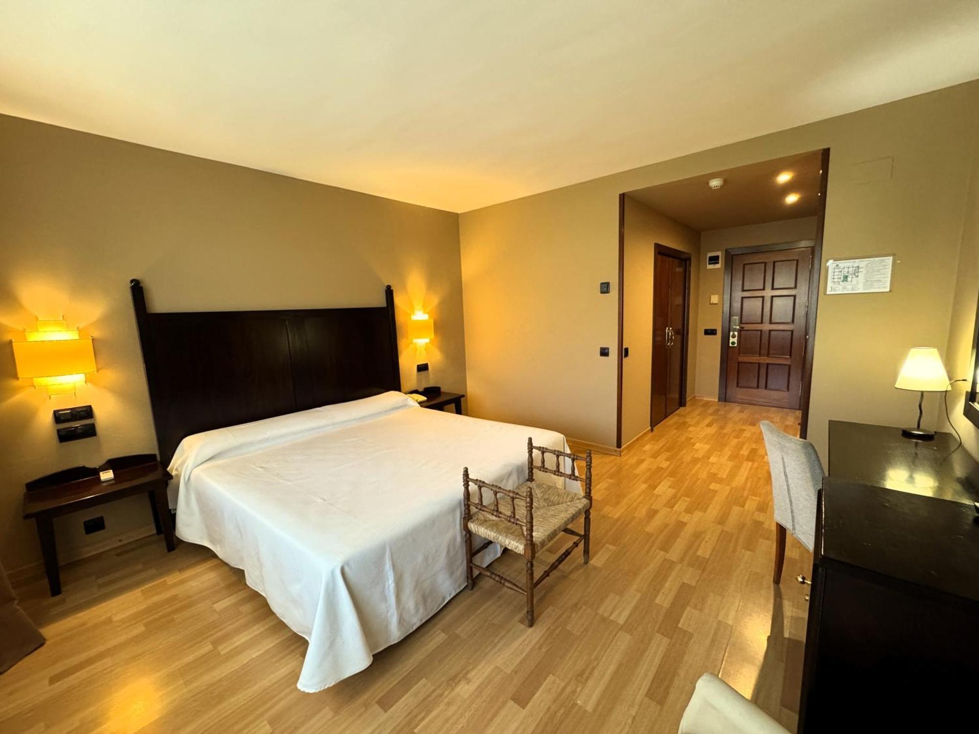 Hotel Cotiella Кампо Экстерьер фото